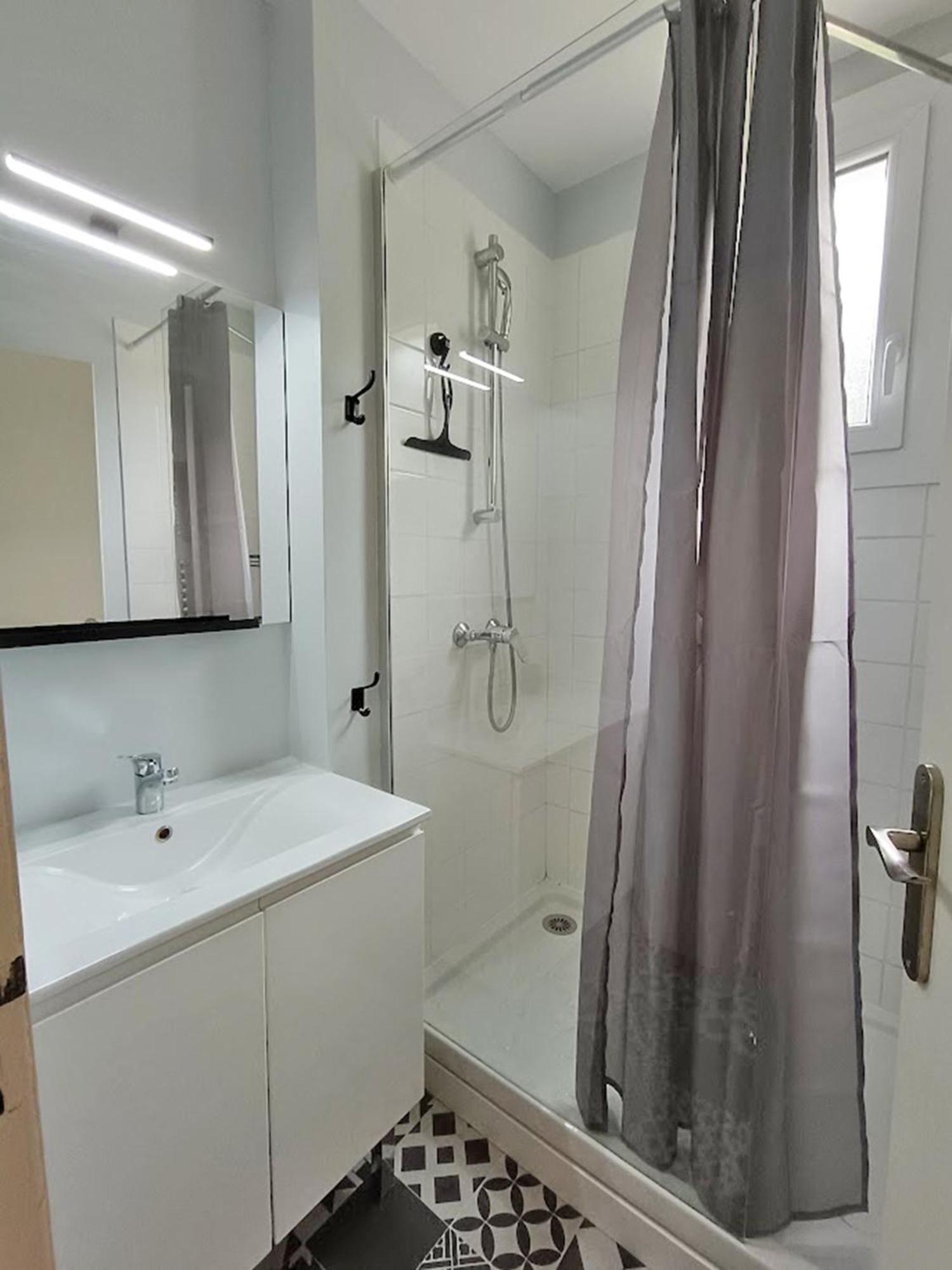 L'Appart Du Maupas, T3, Wifi, Parking Bagneres-de-Luchon Exterior foto