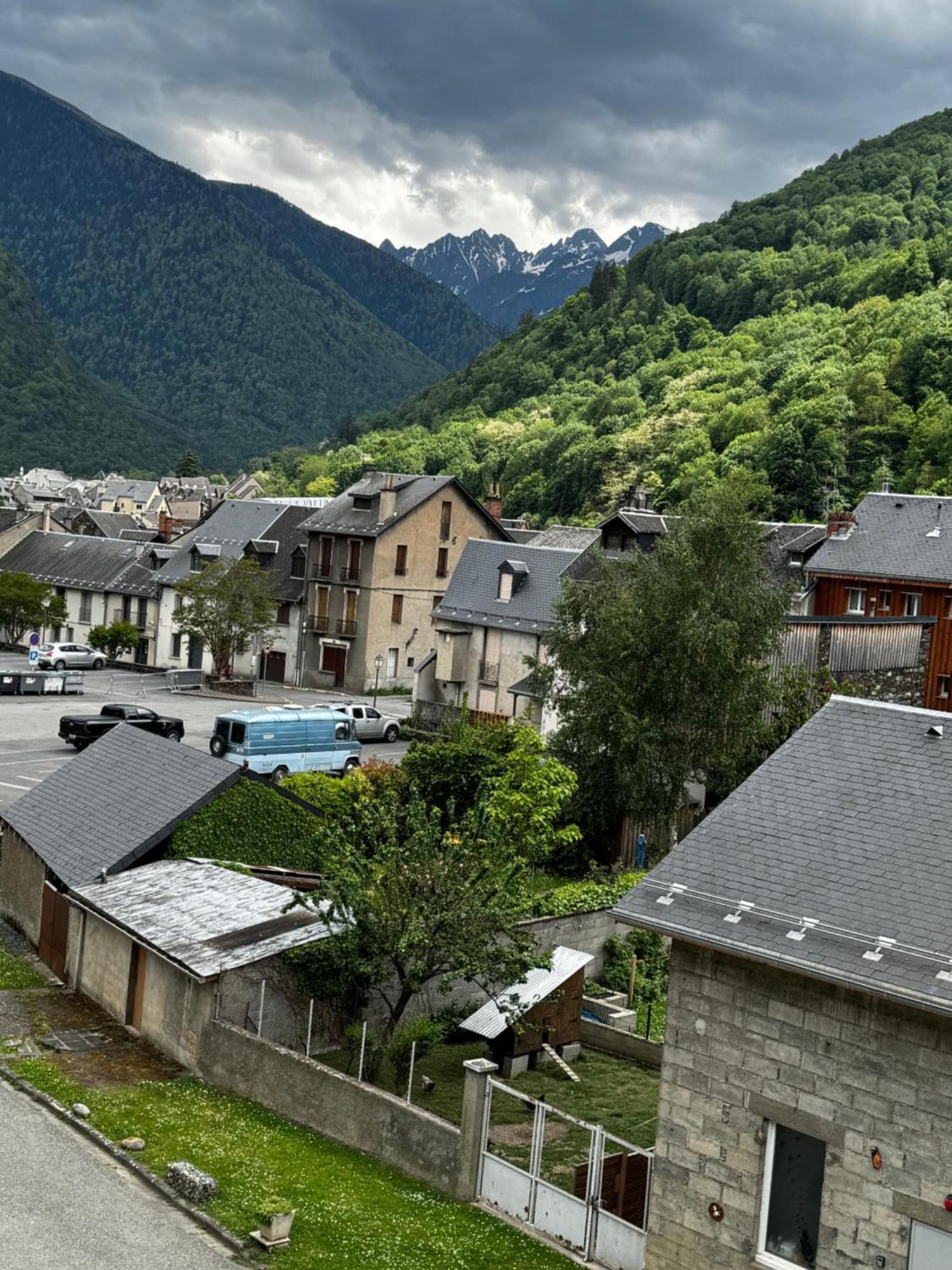 L'Appart Du Maupas, T3, Wifi, Parking Bagneres-de-Luchon Exterior foto